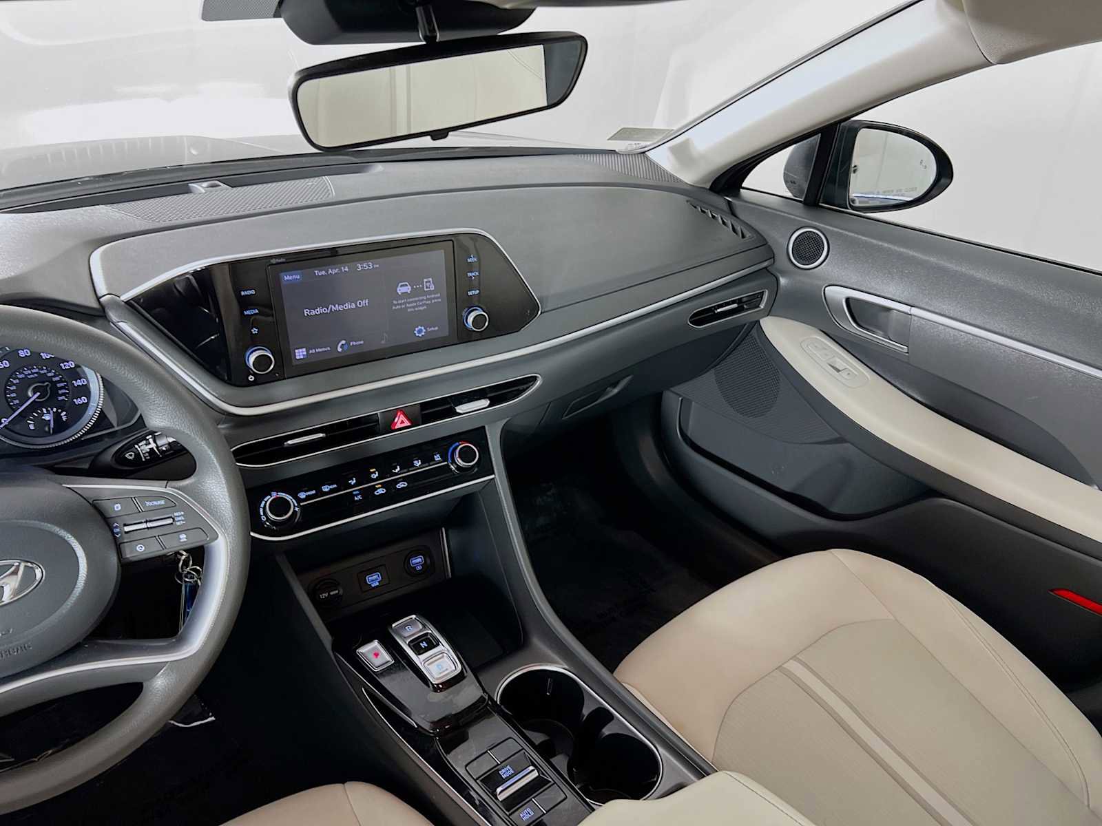 Used 2023 Hyundai Sonata SE FWD image 22