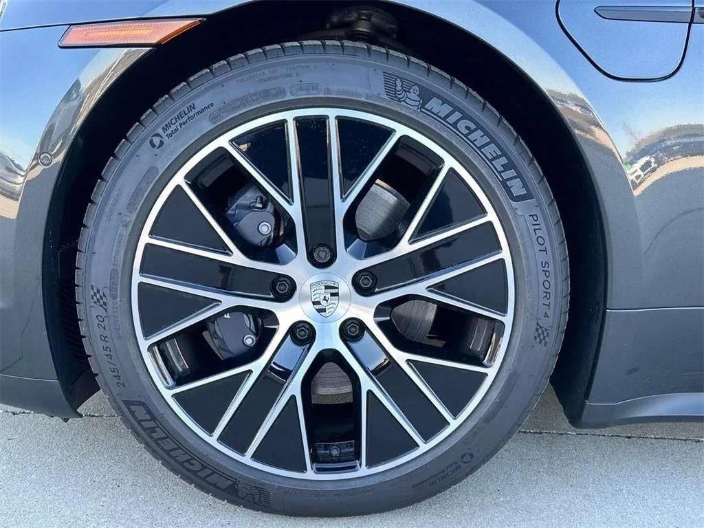 New 2025 Porsche Taycan image 80