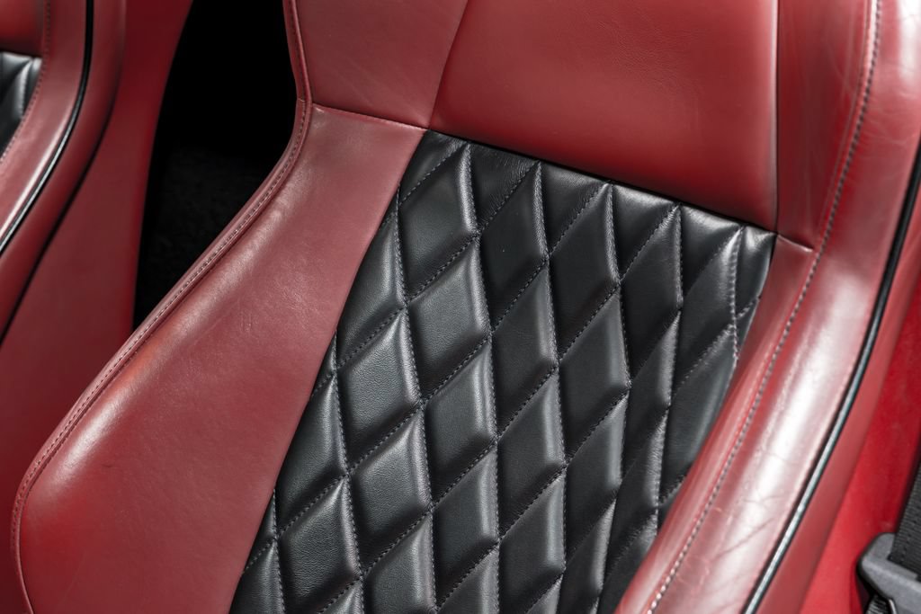 Used 2014 Ferrari 458 Spider RWD image 18