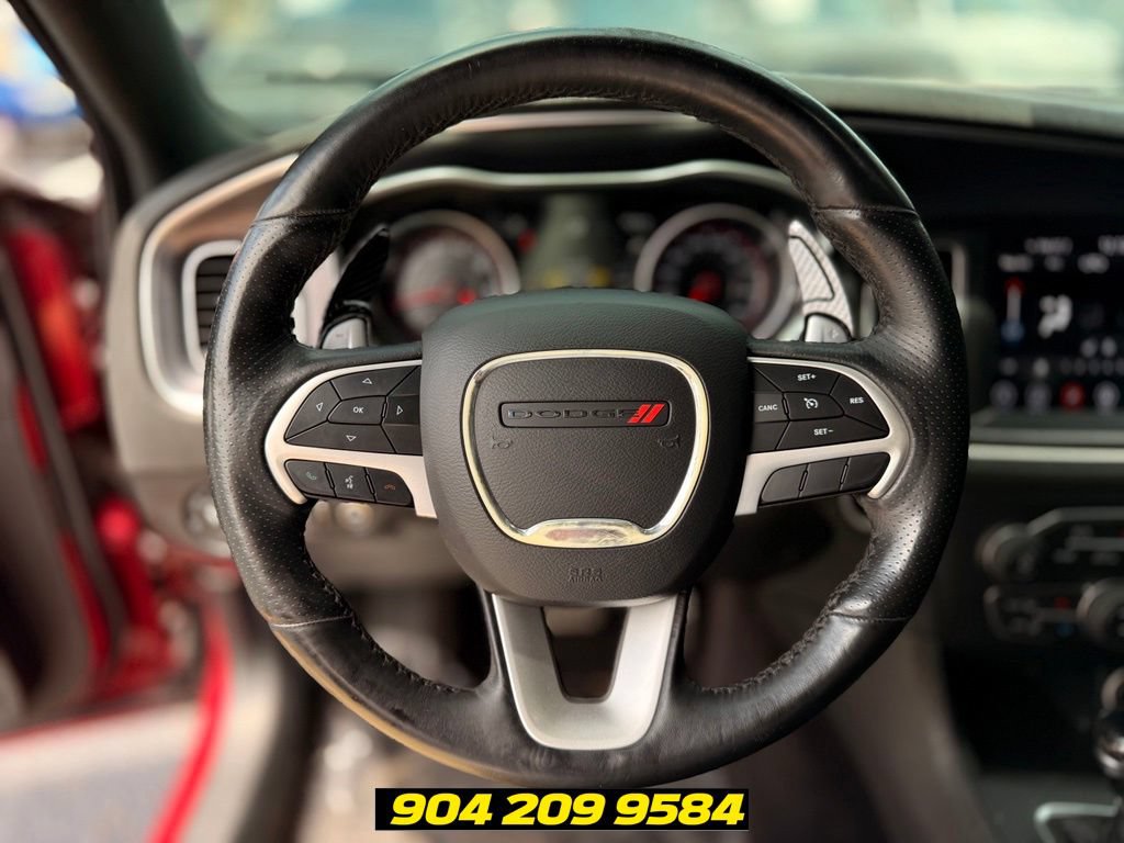 Used 2017 Dodge Charger R/T Scat Pack w/ Beats Audio Group RWD image 17