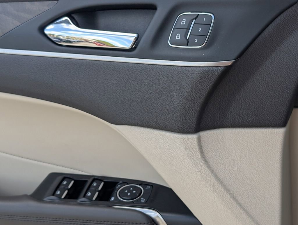 Used 2019 Lincoln MKC Reserve w/ MKC Technology Package image 24