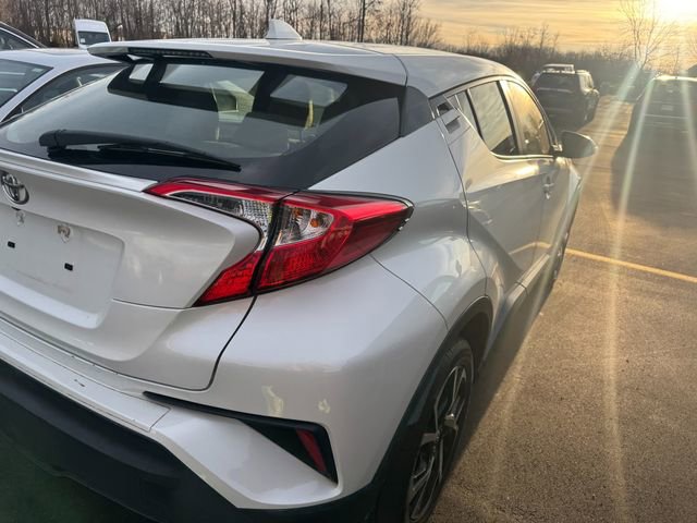 Used 2019 Toyota C-HR image 3