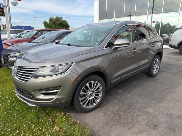 Used 2017 Lincoln MKC Reserve w/ Lincoln MKC Climate Package AWD/4WD image 3