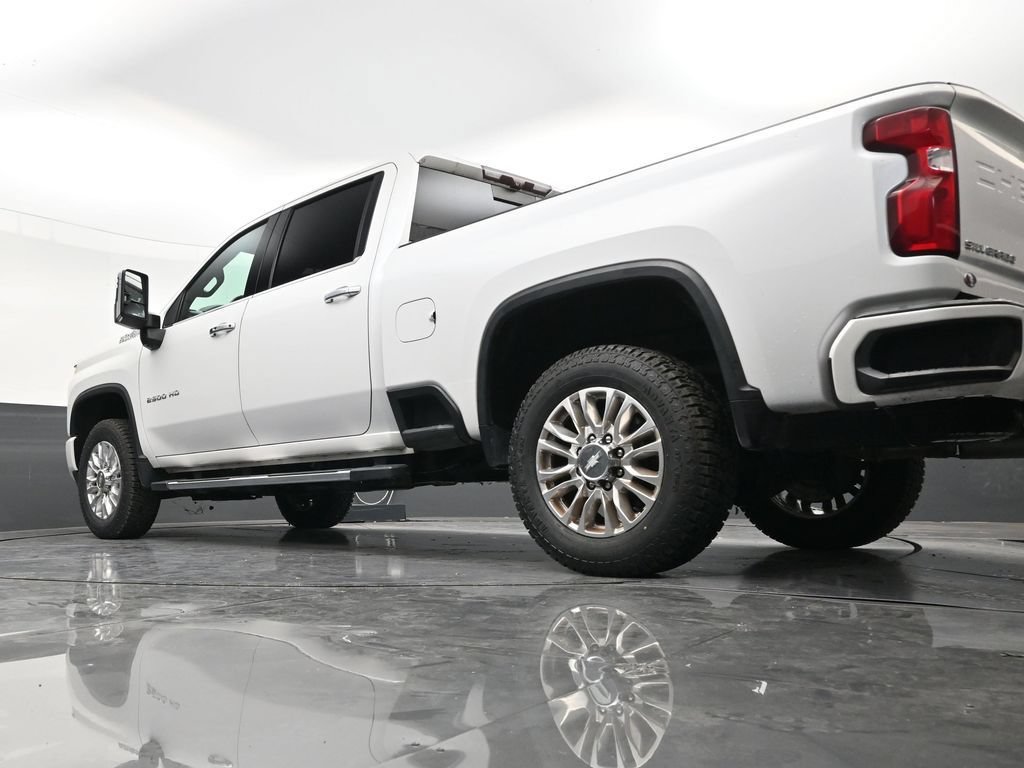 Used 2020 Chevrolet Silverado 2500 High Country w/ Z71 Off-Road Package AWD/4WD image 22