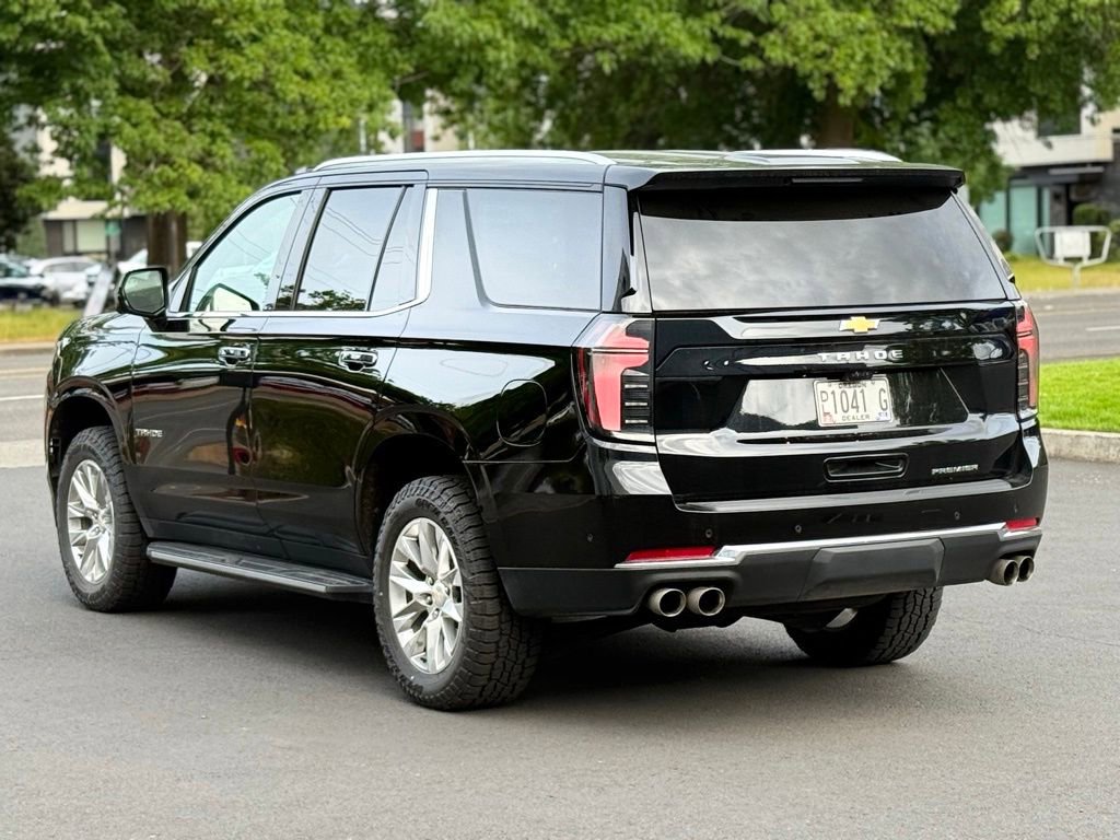 Used 2026 Chevrolet Tahoe Premier AWD/4WD image 3
