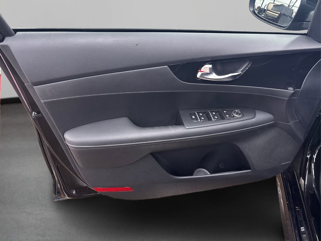 Certified 2024 Kia Forte GT-Line w/ GT-Line Premium Package FWD image 23