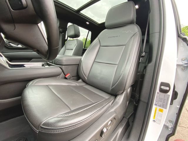 Used 2024 GMC Yukon Denali AWD/4WD image 20
