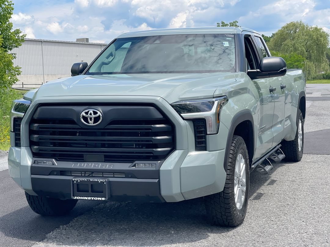 Used 2024 Toyota Tundra SR5 w/ SR5 Convenience Package AWD/4WD image 2