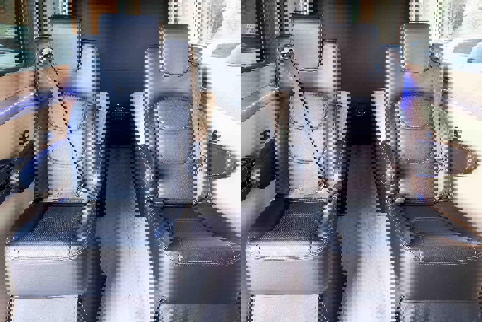 Used 2024 Mercedes-Benz Sprinter 3500 w/ Parking Package image 30