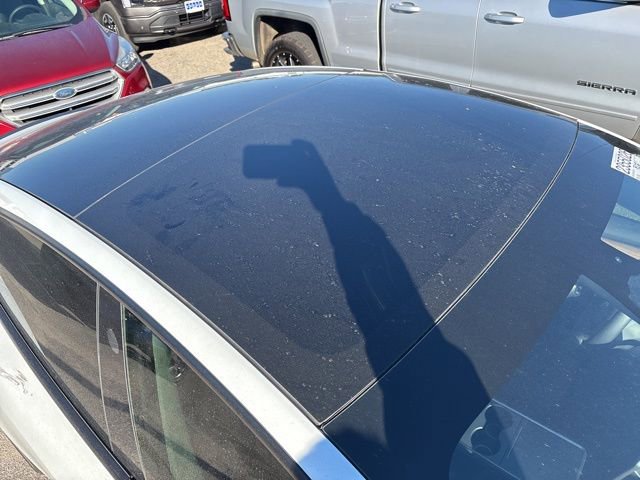 Used 2021 Tesla Model 3 Performance image 12