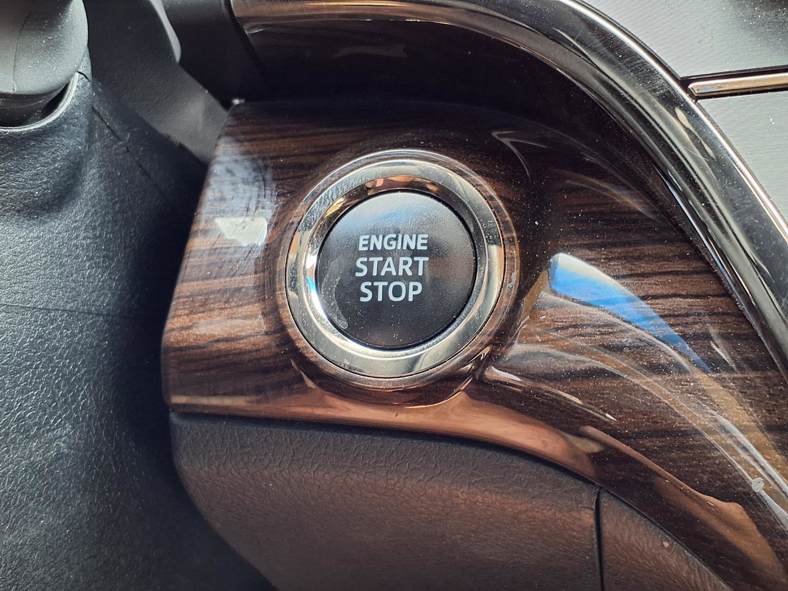 Used 2013 Toyota Avalon XLE Touring image 12
