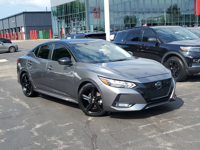 Certified 2023 Nissan Sentra SR w/ Midnight Edition Package FWD image 33