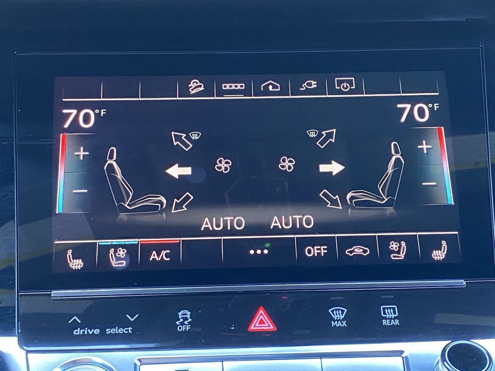 Used 2022 Audi e-tron Premium Plus w/ Premium Plus Package image 19