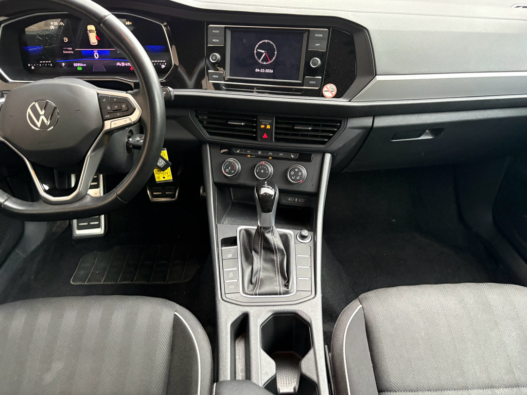 Used 2024 Volkswagen Jetta Sport FWD image 10