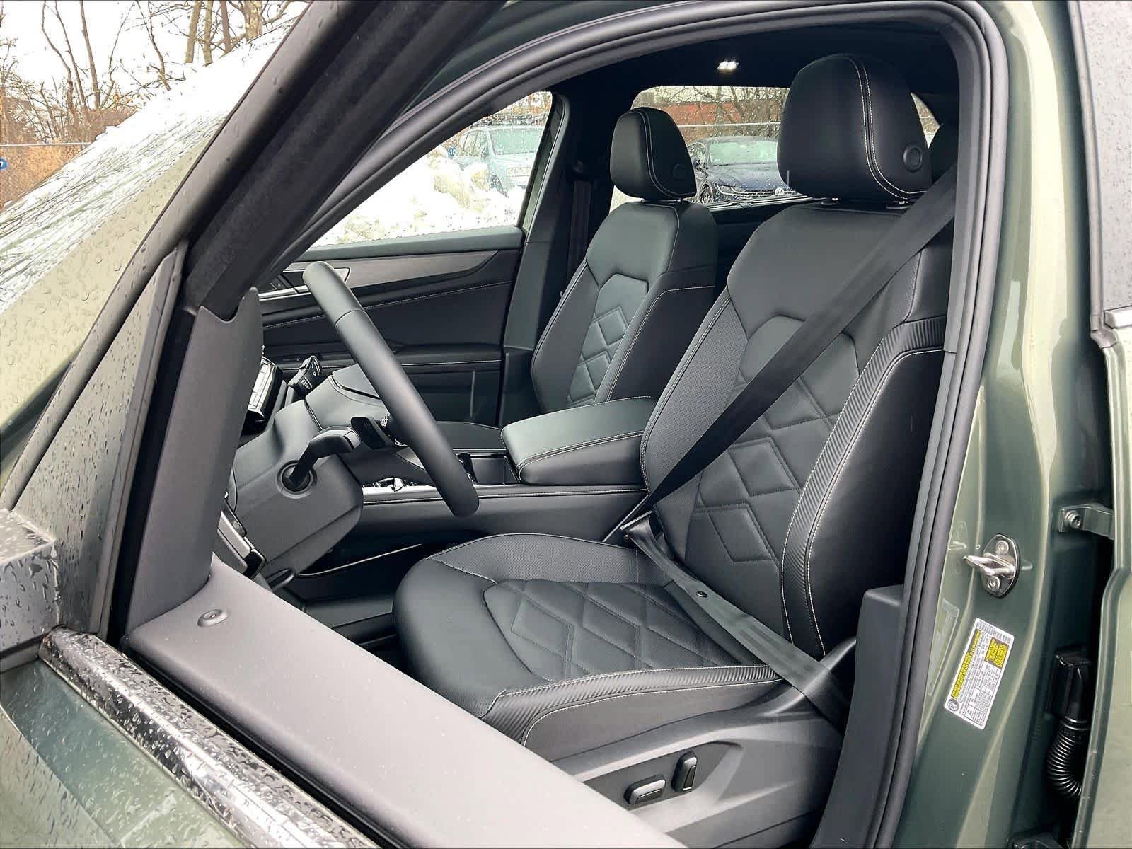 New 2026 Volkswagen Atlas Cross Sport SE AWD/4WD image 11