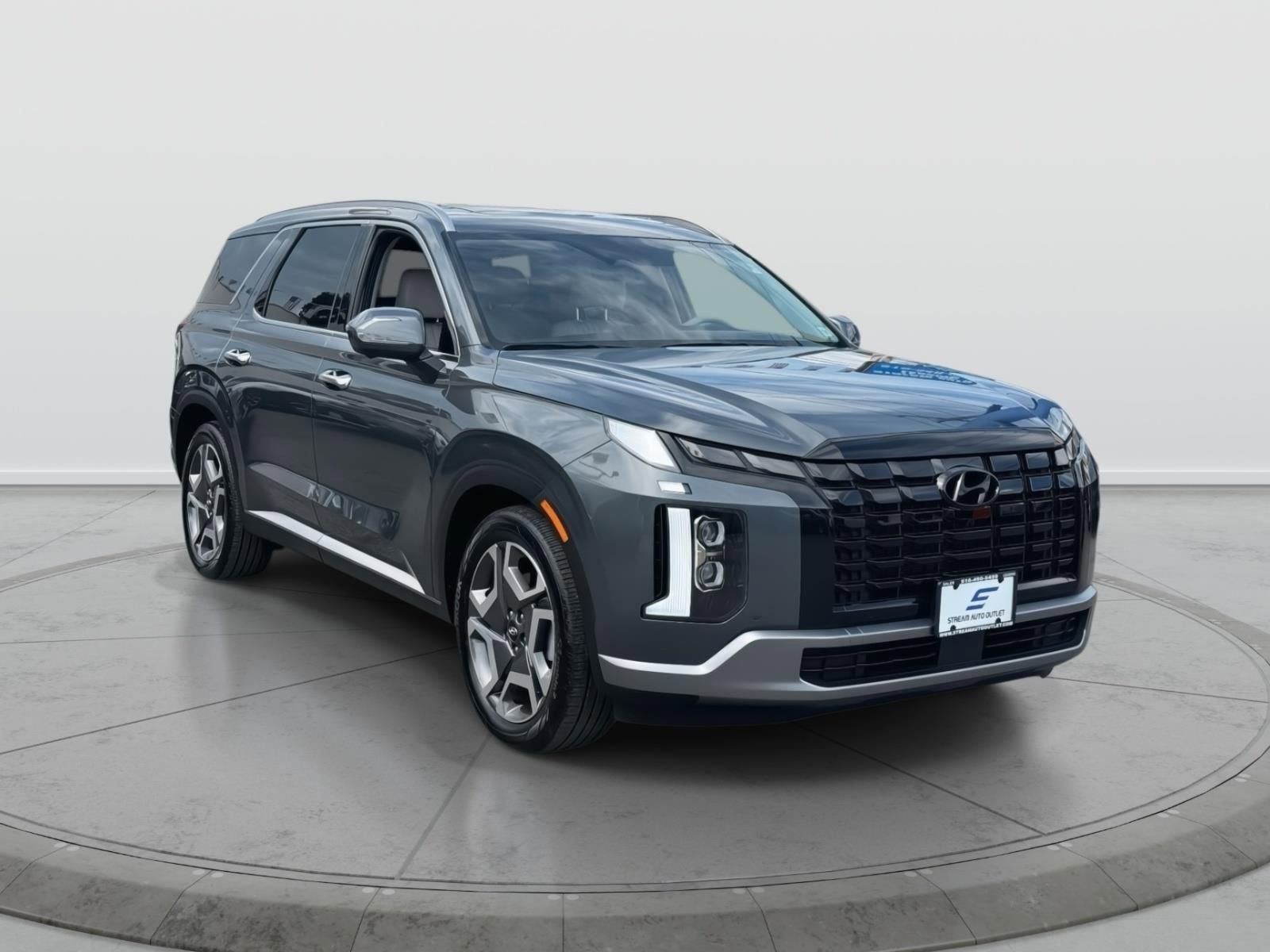 Used 2025 Hyundai Palisade Limited image 1