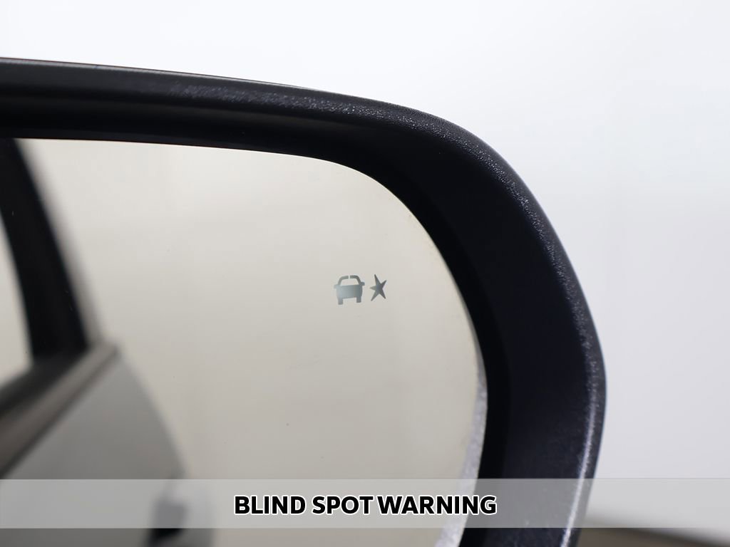 Used 2026 Chevrolet Traverse LT w/ Driver Confidence Package image 4