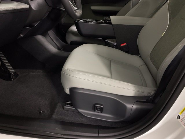 New 2026 Volvo EX30 Plus w/ Protection Package Premier AWD/4WD image 29