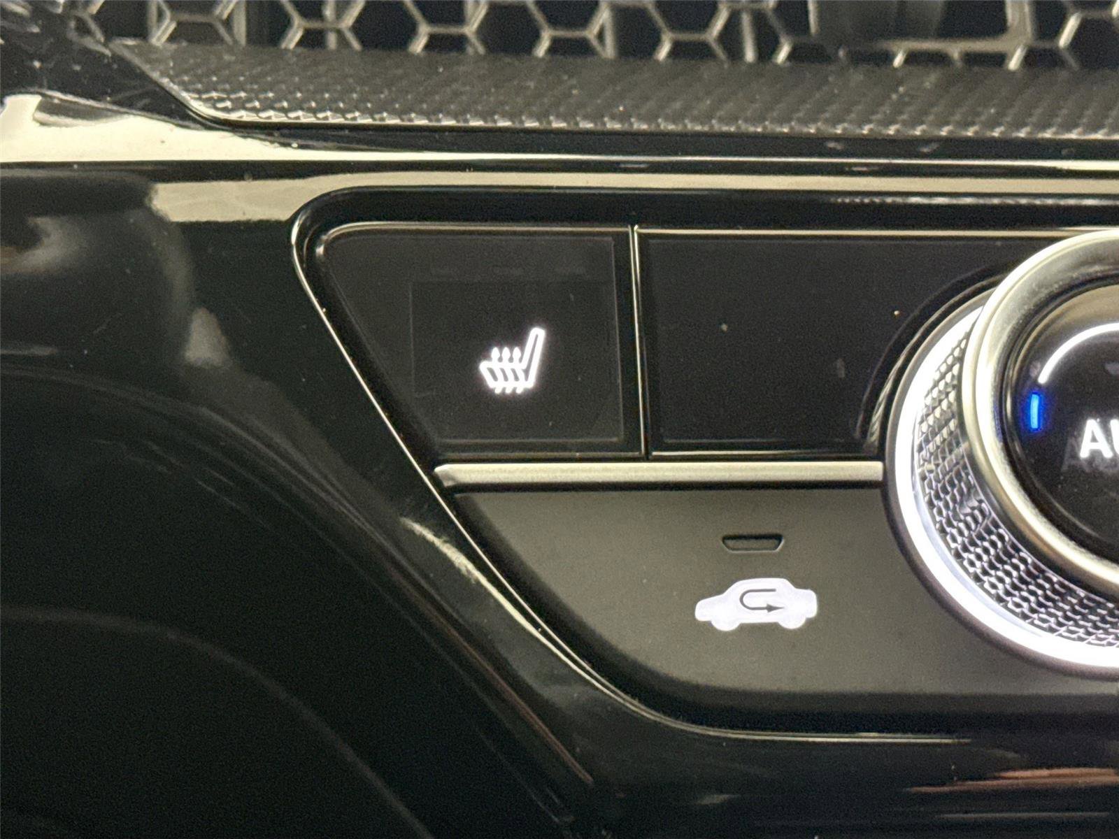 Used 2026 Honda CR-V Sport Touring image 8