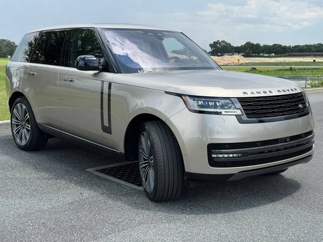 Used 2023 Land Rover Range Rover Autobiography AWD/4WD image 12