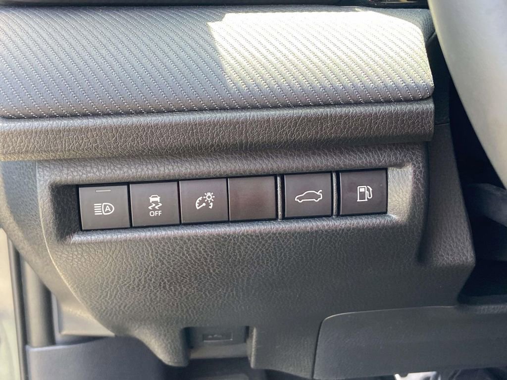 Used 2025 Toyota Camry SE w/ Multimedia Upgrade Package FWD image 27