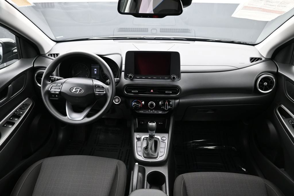 Certified 2023 Hyundai Kona SEL AWD/4WD image 12