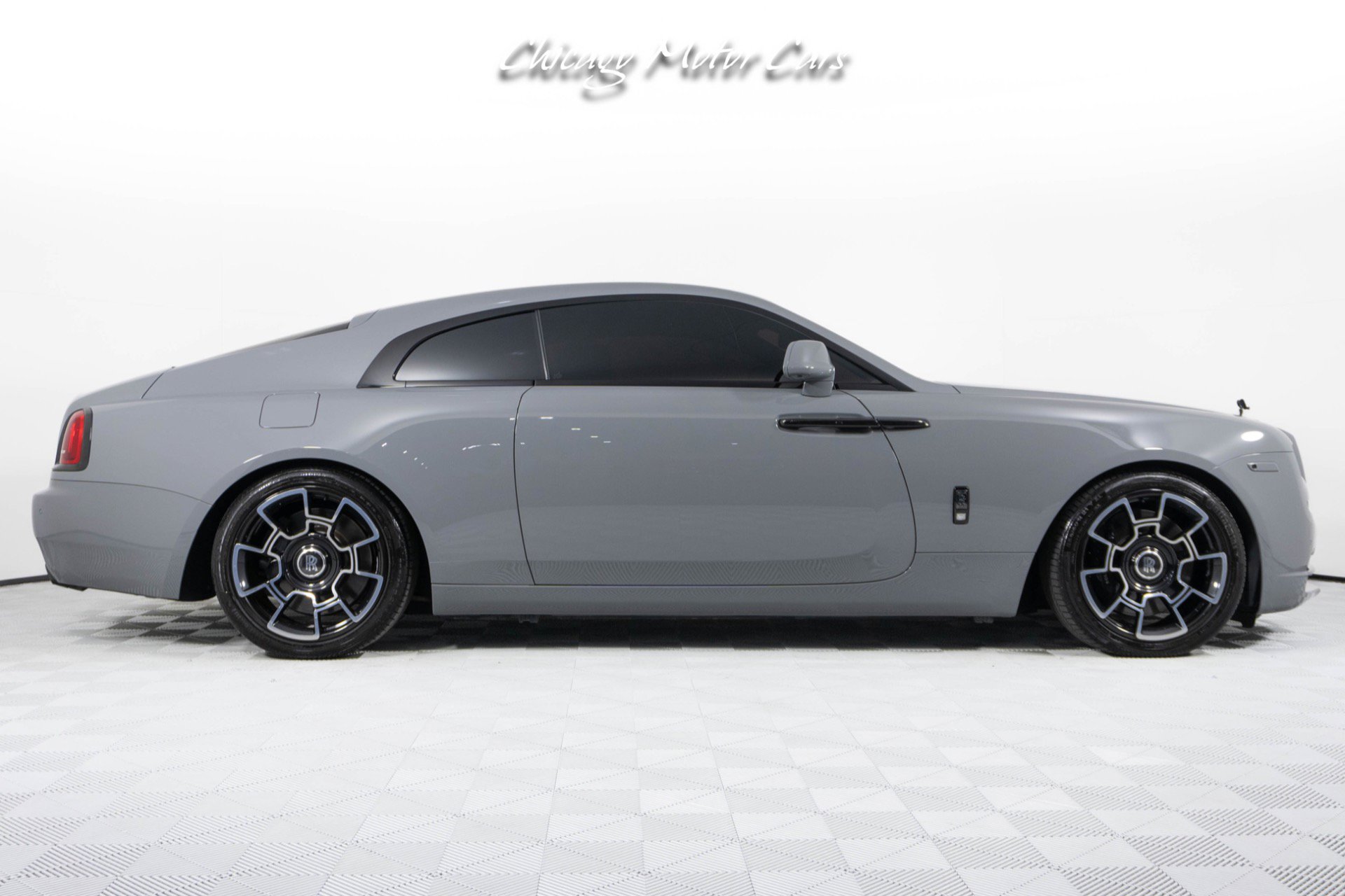 Used 2017 Rolls-Royce Wraith image 11