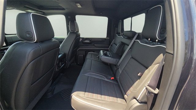 New 2025 GMC Sierra 2500 AT4X w/ AT4X AEV Edition image 23