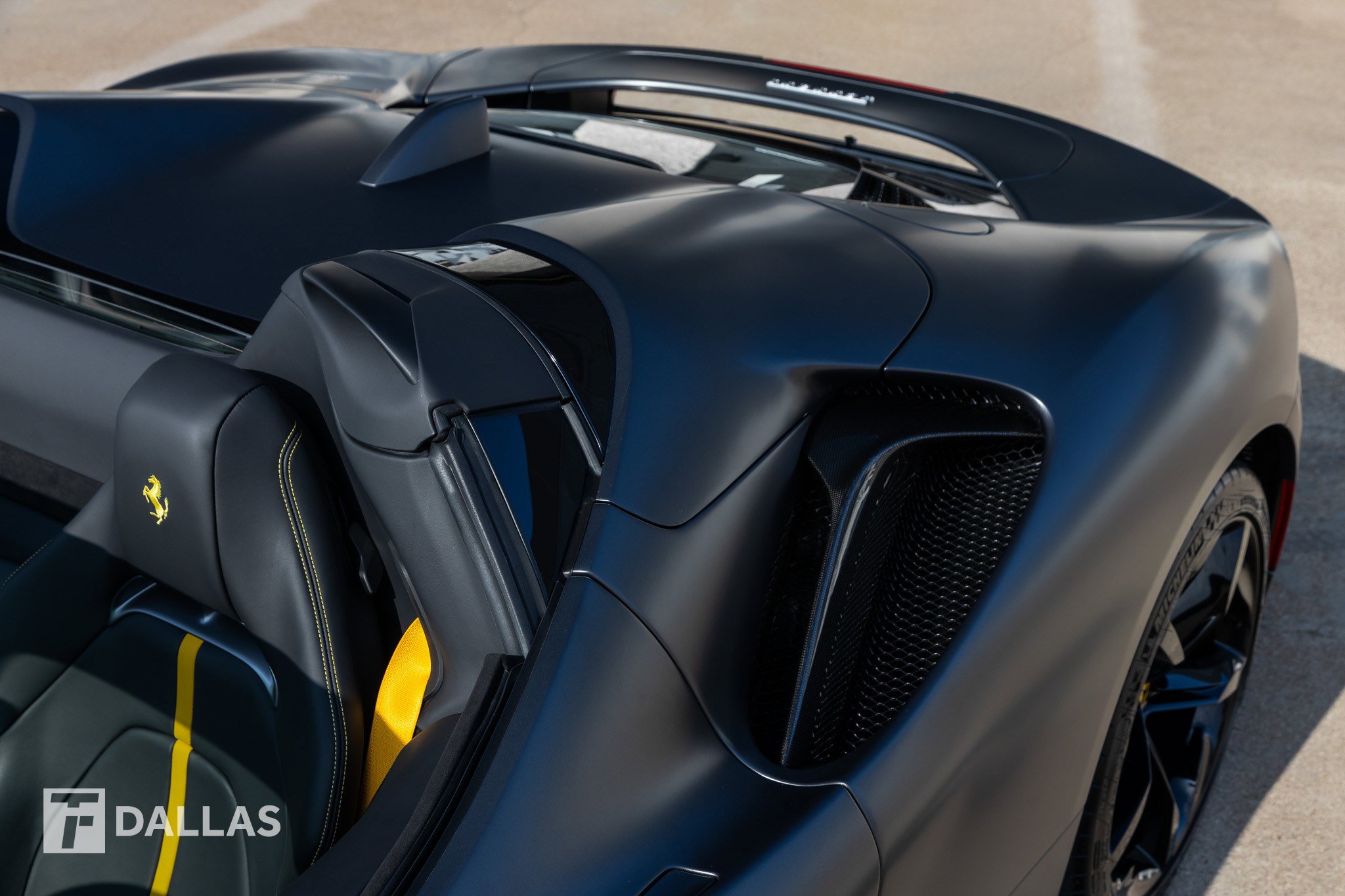 Used 2025 Ferrari SF90 Spider Spider image 8