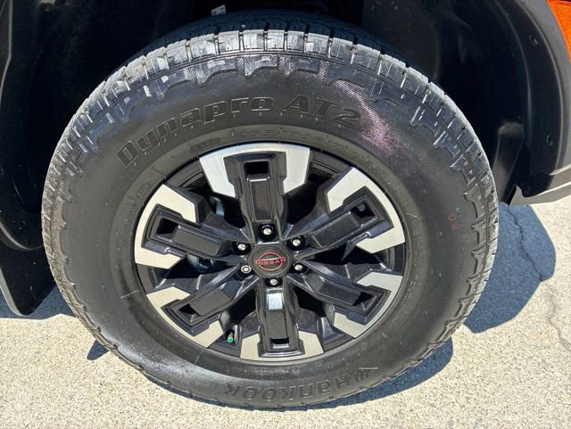 Used 2023 Nissan Frontier PRO-4X w/ Pro Convenience Package AWD/4WD image 13