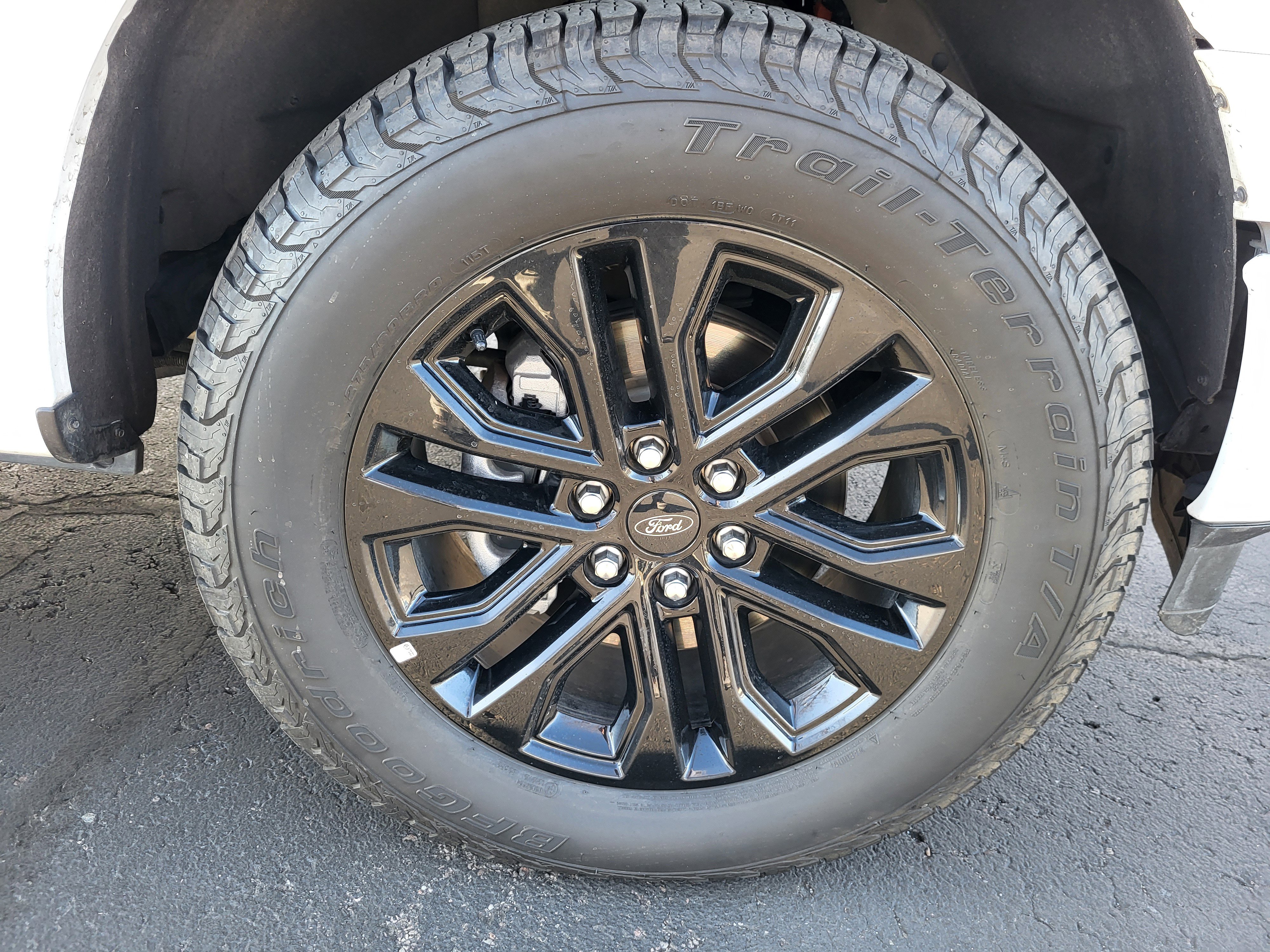 Used 2024 Ford F150 XLT w/ Equipment Group 302A MID image 18