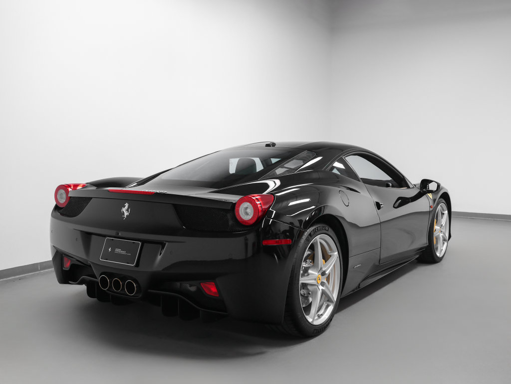 Used 2010 Ferrari 458 Italia Coupe RWD image 25
