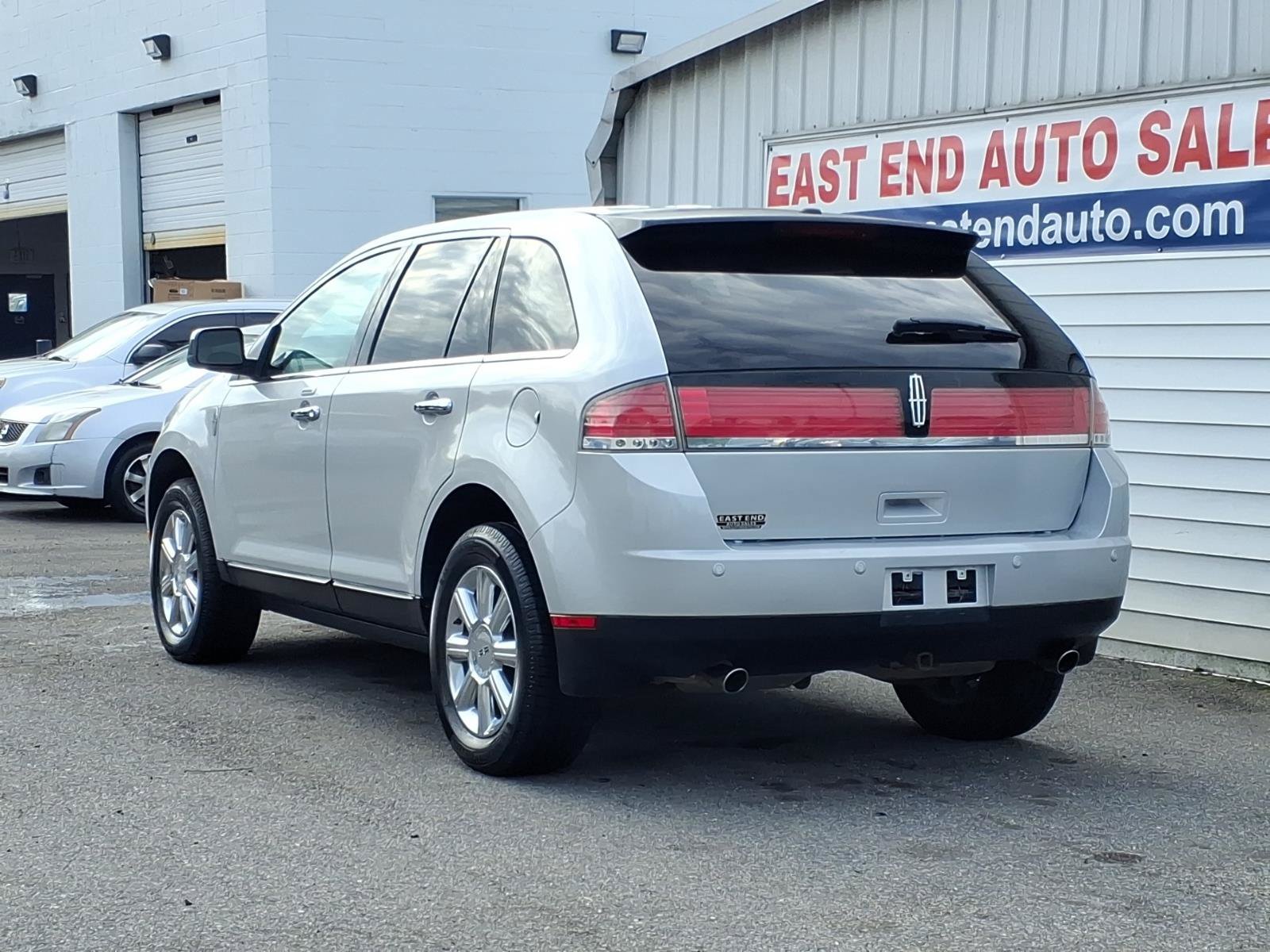 Used 2009 Lincoln MKX AWD image 3
