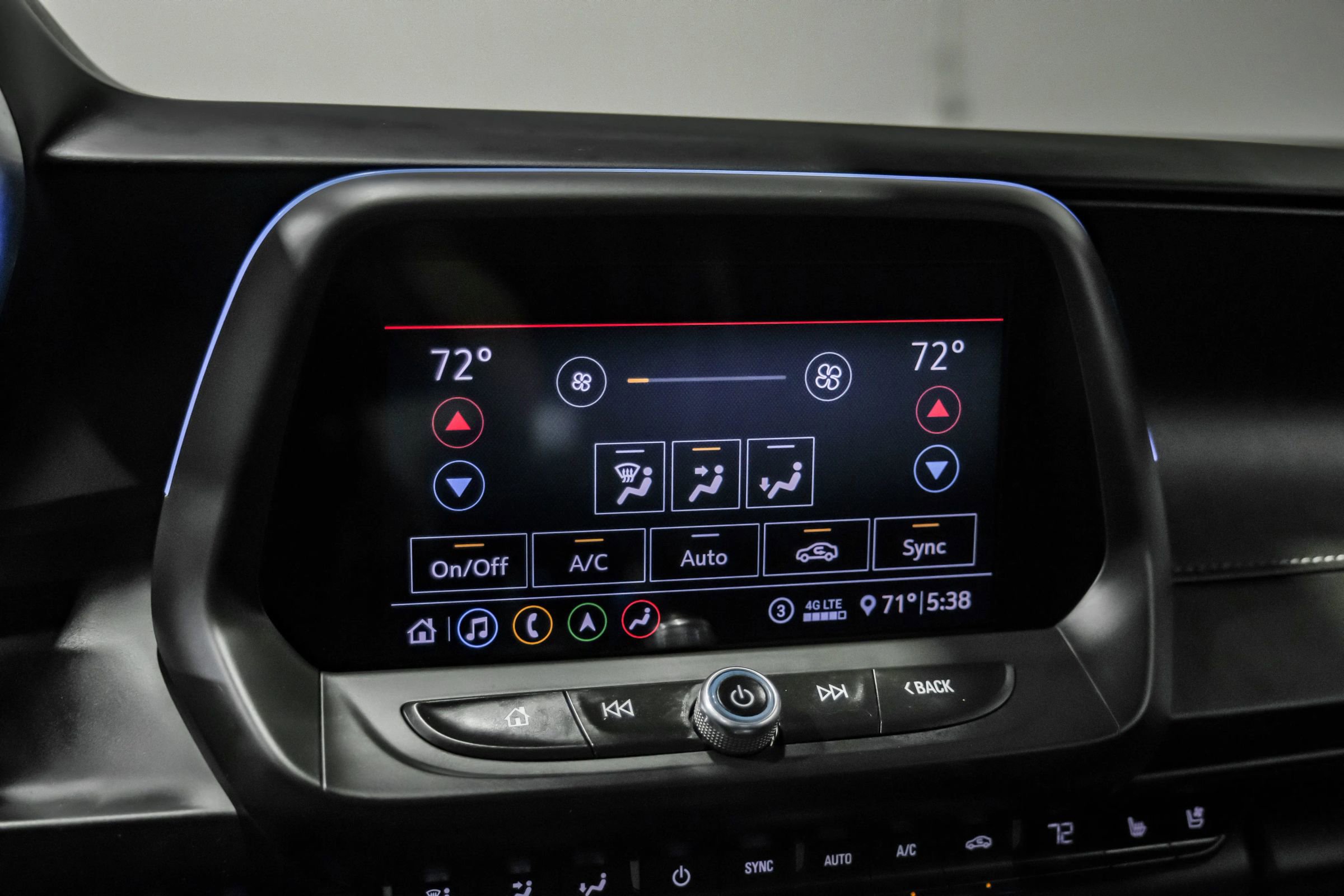 Used 2020 Chevrolet Camaro SS RWD image 35