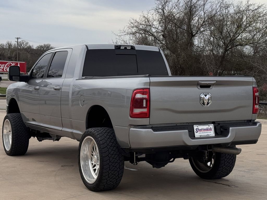 Used 2024 RAM 2500 Laramie w/ Sport Appearance Package AWD/4WD image 4