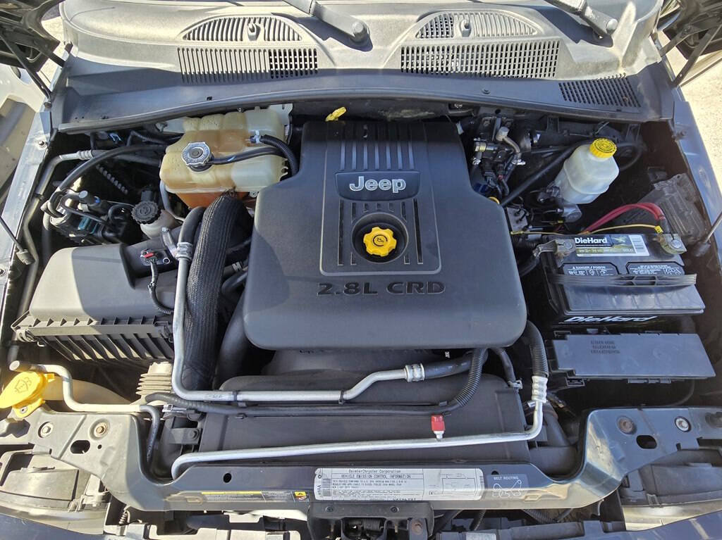 Used 2006 Jeep Liberty Sport AWD/4WD image 18