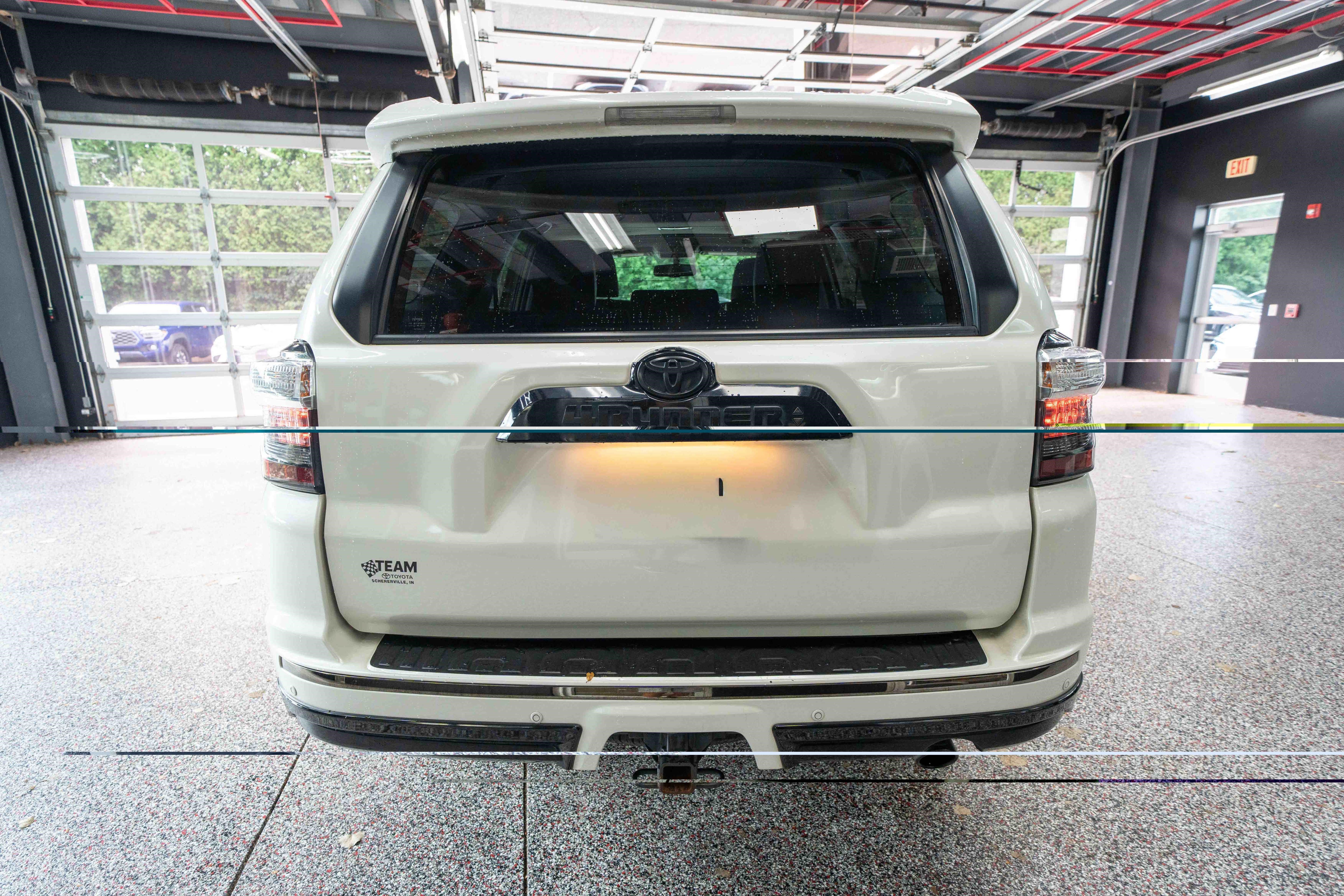 Used 2019 Toyota 4Runner Limited AWD/4WD image 3
