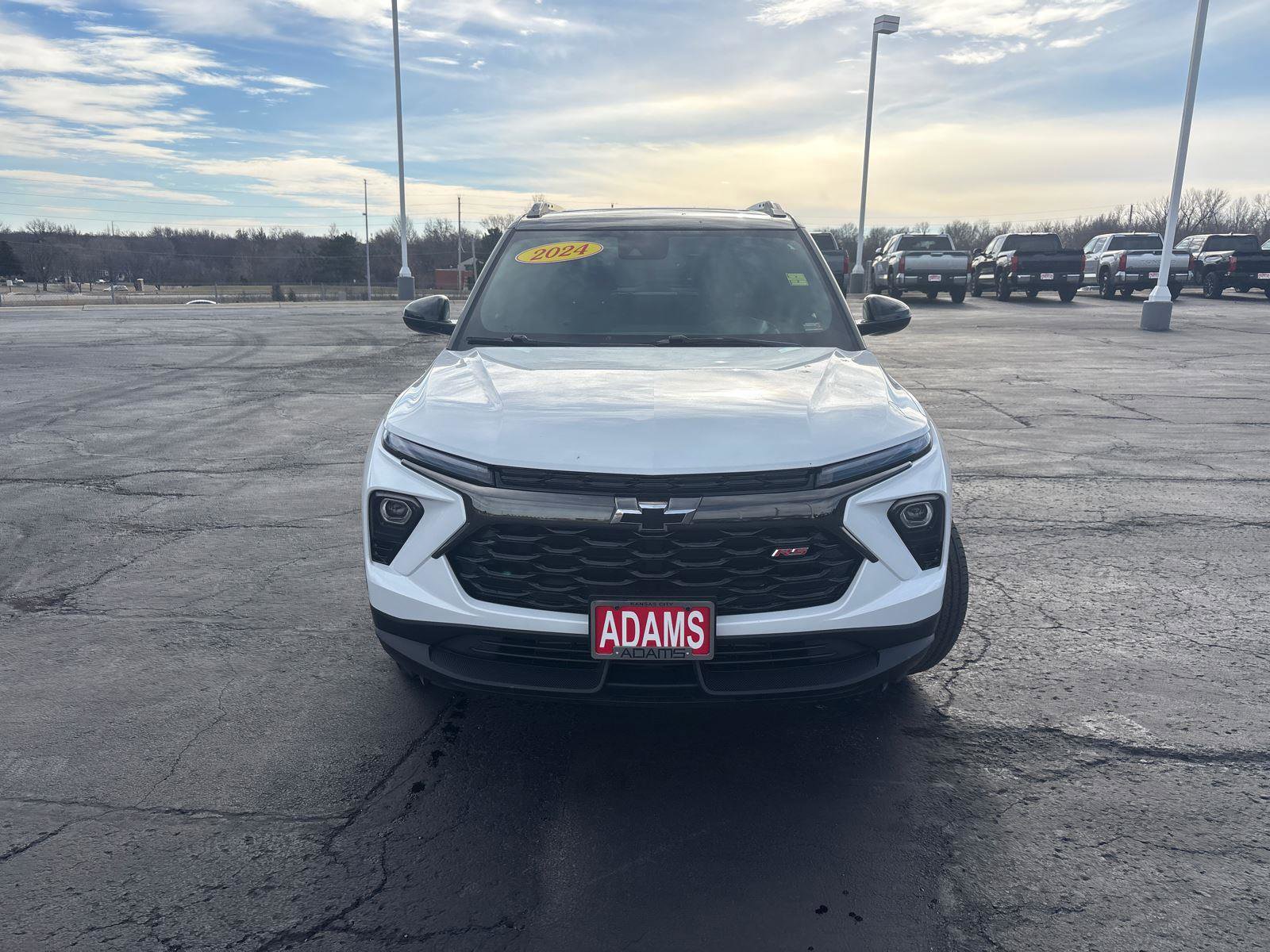 Used 2024 Chevrolet TrailBlazer RS w/ Convenience Package image 2