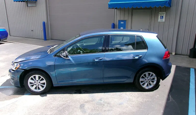 Used 2017 Volkswagen Golf SE FWD image 5