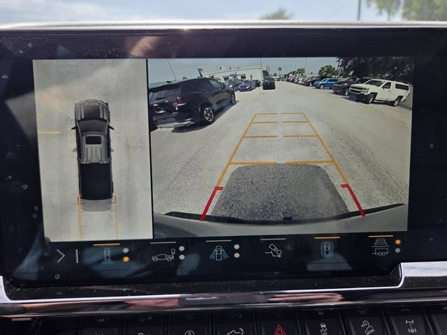 Used 2023 Chevrolet Silverado 1500 ZR2 w/ Technology Package AWD/4WD image 24
