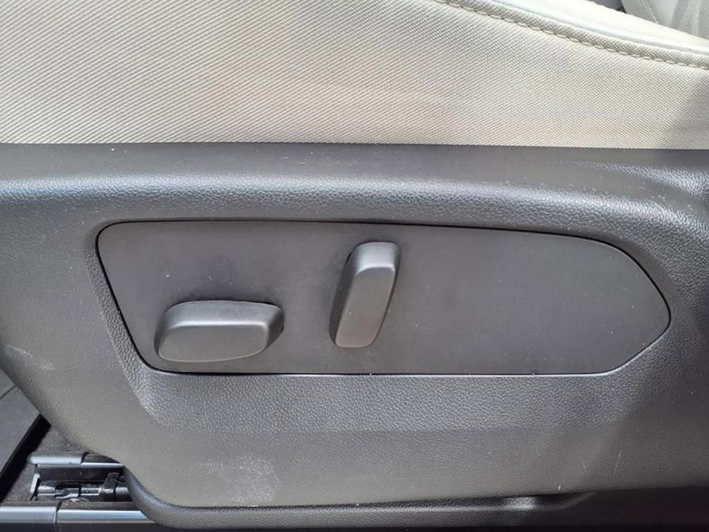 Used 2023 Buick Envision Avenir image 8