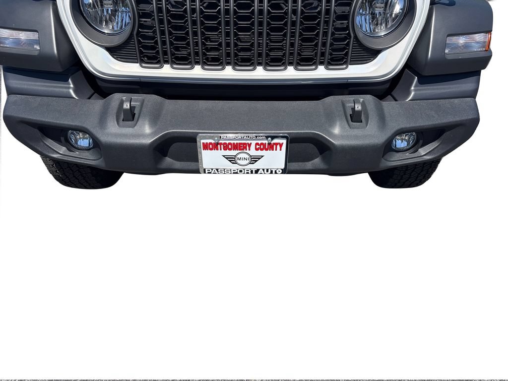 Used 2025 Jeep Wrangler Sport AWD/4WD image 22