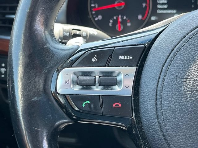 Used 2018 Kia Cadenza Technology FWD image 14