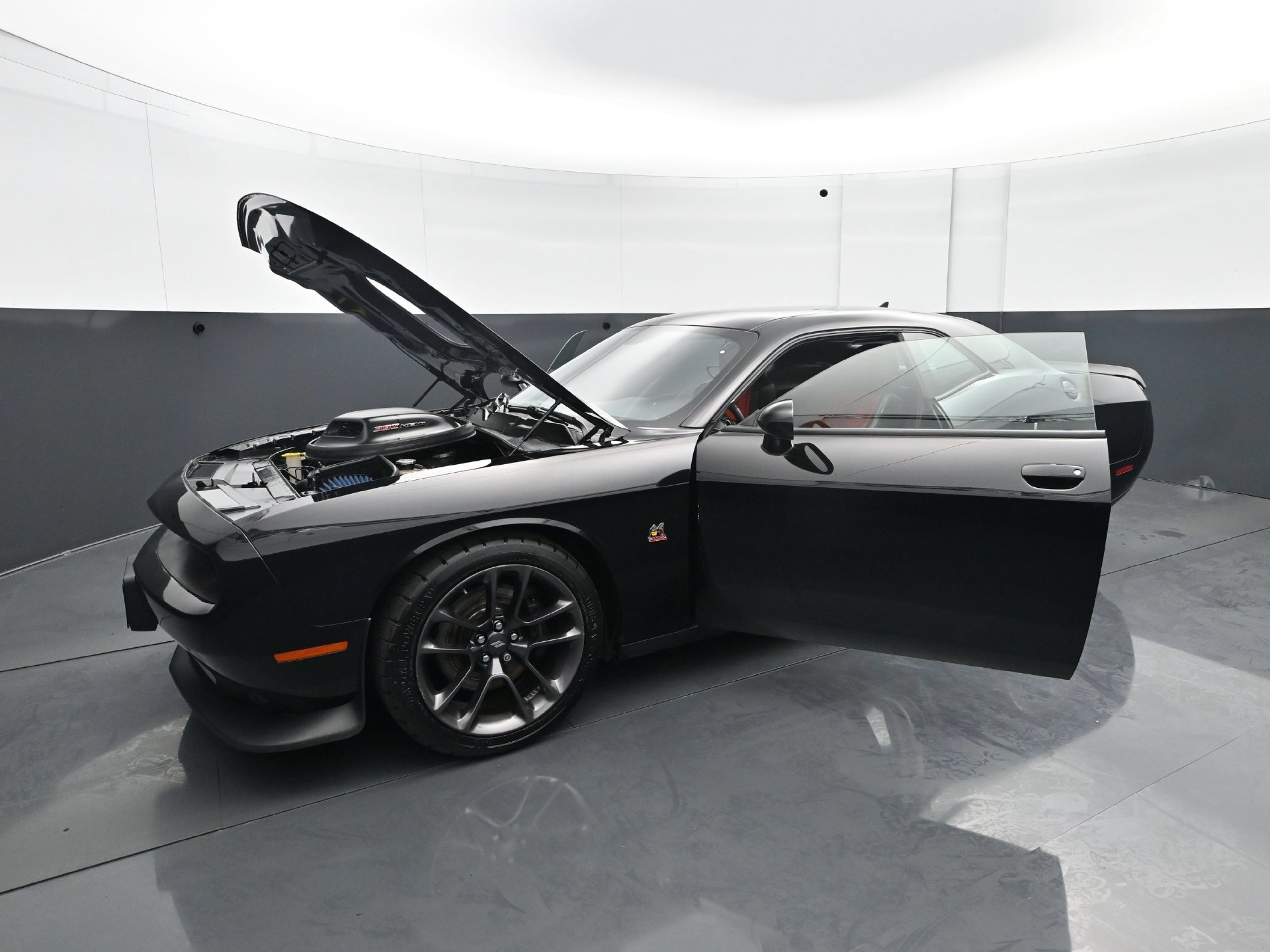 Used 2021 Dodge Challenger R/T Scat Pack w/ Shaker Package RWD image 31