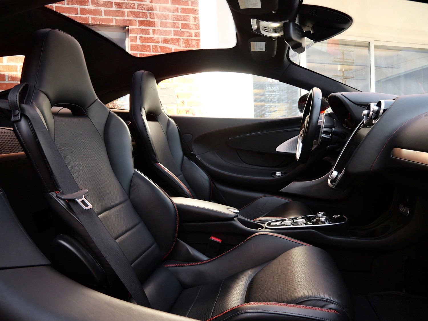 Used 2023 McLaren GT image 11