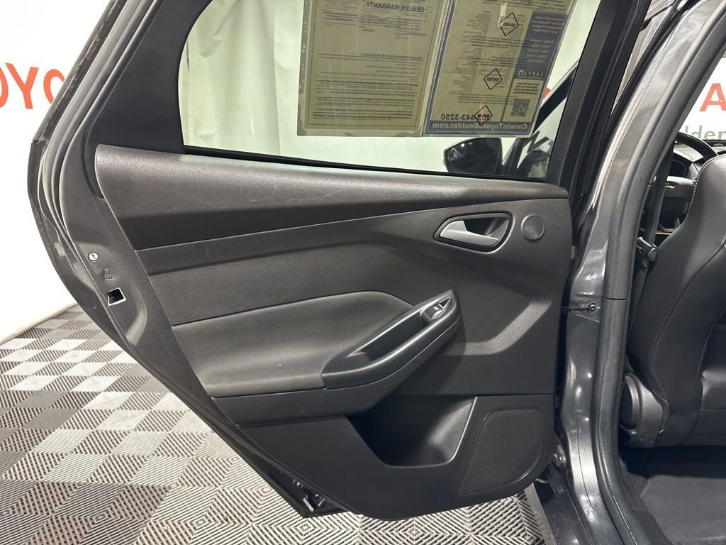 Used 2017 Ford Focus ST w/ Equipment Group 401A image 18