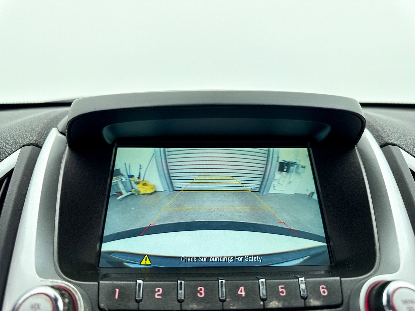 Used 2017 GMC Terrain SLT w/ Open Road Package image 9