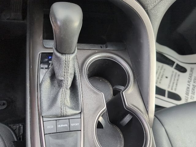 Used 2024 Toyota Camry SE FWD image 17