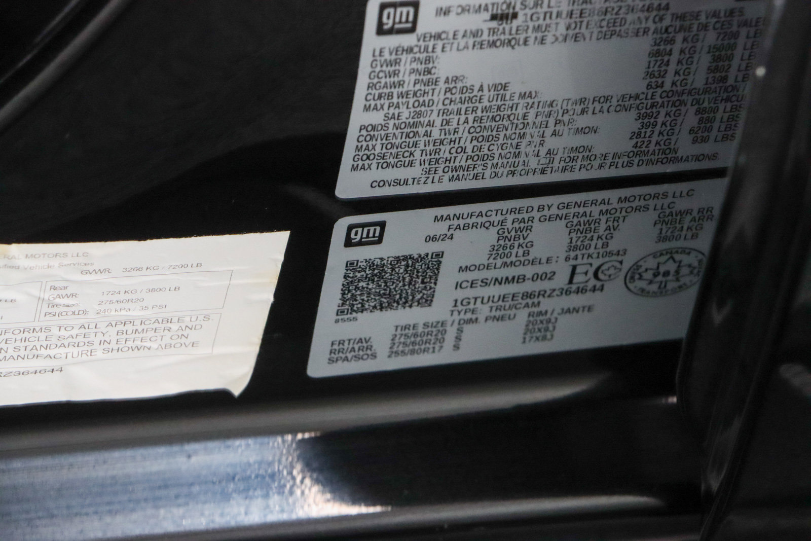 Used 2024 GMC Sierra 1500 AT4 w/ Technology Package AWD/4WD image 37