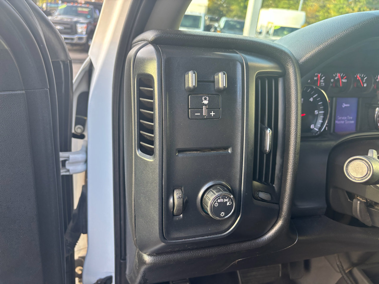 Used 2018 Chevrolet Silverado 2500 W/T w/ WT Convenience Package image 22
